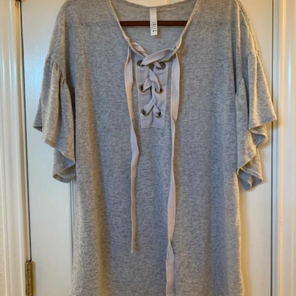 Gray Umgee Blouse